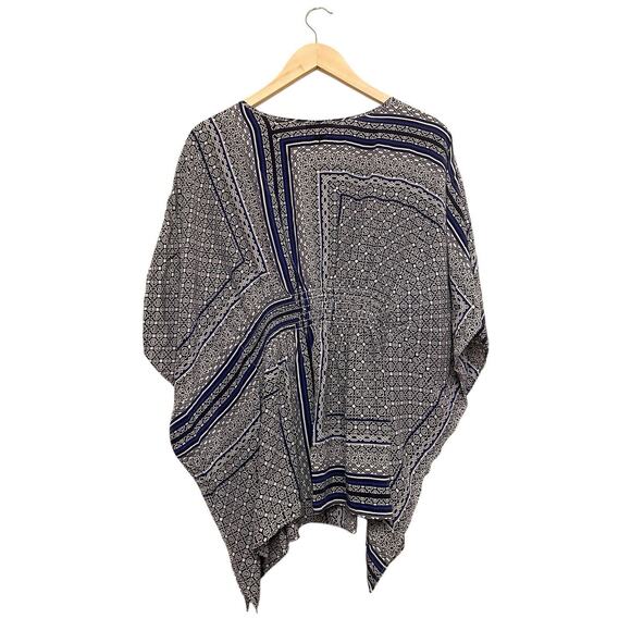 Tyler Boe 100% Silk Blouse‎ Top Women Size Large Blue White Tassels Boho Flowy - Picture 2 of 6